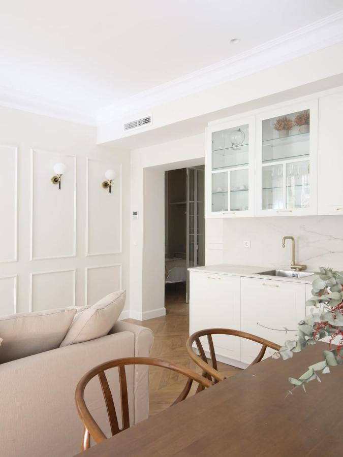 Deluxe Apartment Near Gran Via Madrid Exterior foto